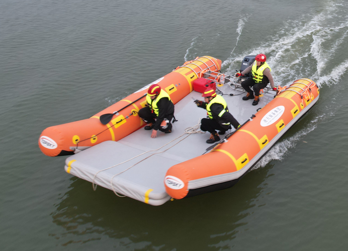 充氣救援運輸船（第3代，輕型+裝配式+水域救援綜合監(jiān)控裝置+60馬力舷外機(jī)）LT-FYJ25